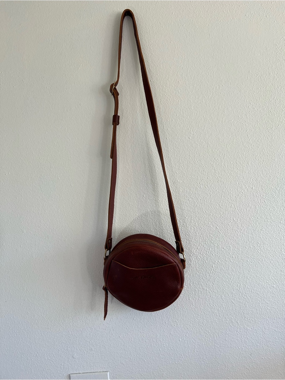 Portland Leather Small Round Crossbody Bag in Nutmeg - Picture 2 of 8